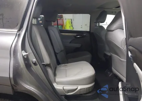 2023 Toyota Highlander Hybrid Limited from USA, damaged, VIN 5TDXBRCH5PS571439